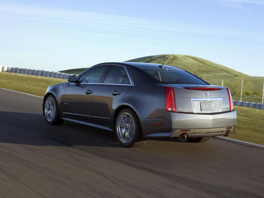  Cadillac CTS-V Coupe 2010 года  (фото 282 из 315)
